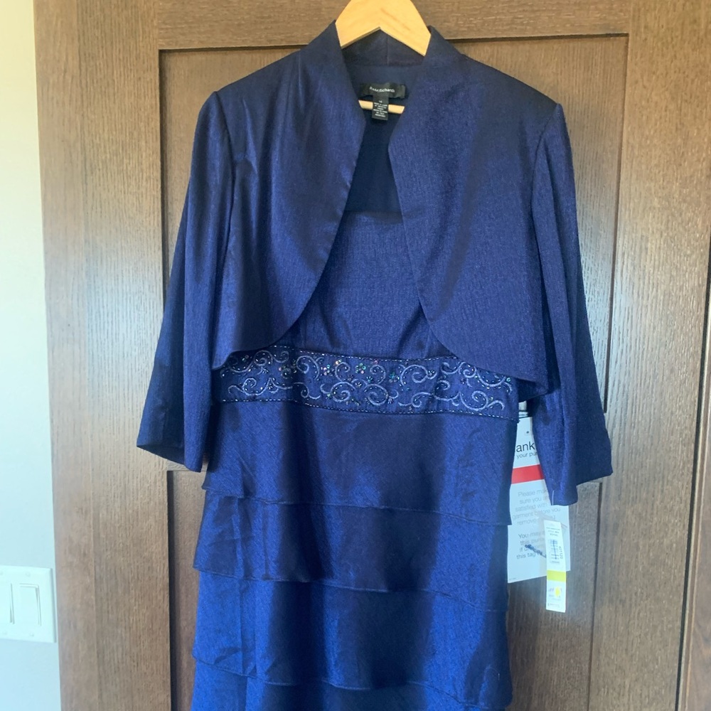 Formal two piece set navy blue in color